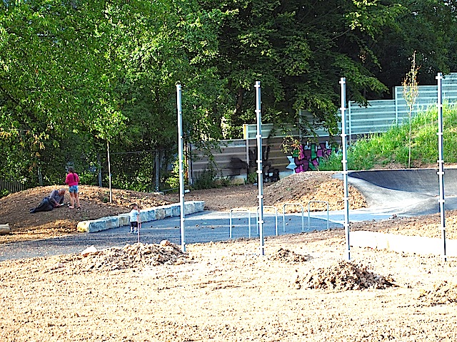 Spielplatz Amstetter Straße Stuttgart Hedelfingen Baustelle Juli 2015