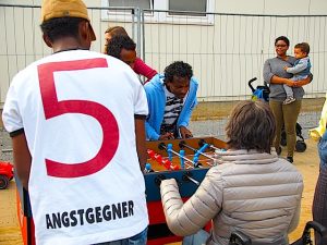 Nachbarschaftsfest im Flüchtlingsdorf Stuttgart Heumaden 10.9.2015