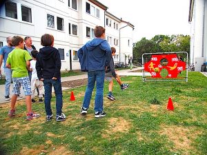 Nachbarschaftsfest im Flüchtlingsdorf Stuttgart Heumaden 10.9.2015