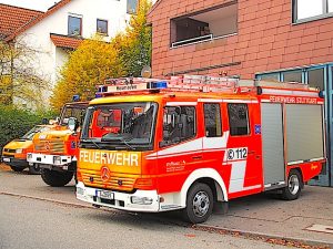 Freiwillige Feuerwehr Stuttgart Heumaden Einweihung des erweiterten Feuerwehrhauses Bockelstraße 3 am 23.10.2015