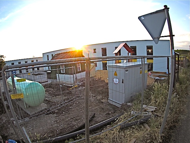 Flüchtlingsunterkunft Systembauten Stuttgart Untertürkheim Württembergstr. 101 A