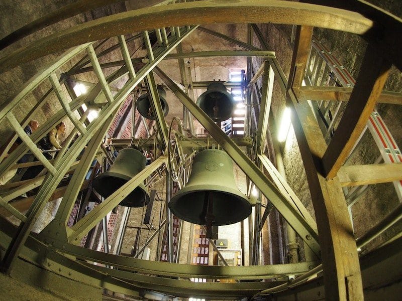 Glockenturm der Kreuzkirch Stuttgart Hedelfingen