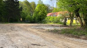 Leeres Grundstück Gorch-Fock-Straße 32 im Sommer 2022
