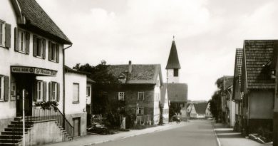 Blick hinunter auf die Hauptstraße in Kemnat im Jahr 1965