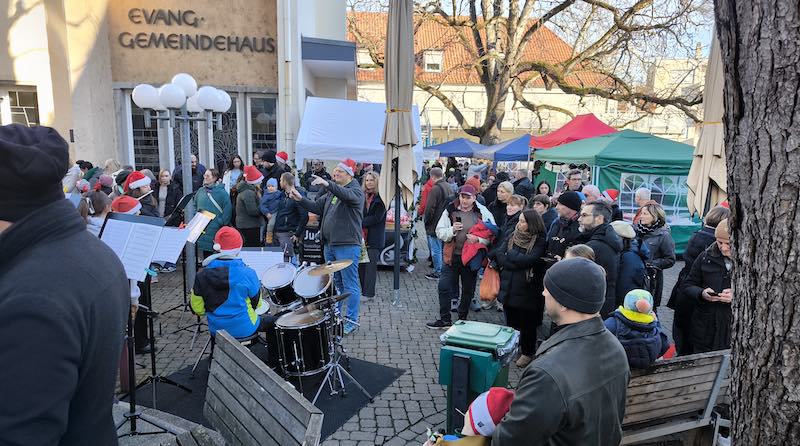 Jugendmusikzug beim Weihnachtsmarkt in Wangen