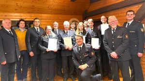 Gruppenbild mit Jubilaren bei der Jahreshauptversammlung 2026 des Musikzugs Wangen