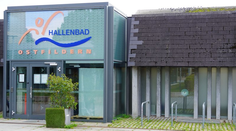 Eingangsseite des Hallenbads in Ostfildern-Nellingen