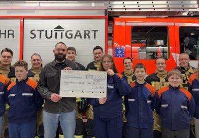 Spoendenübergabe im Feuerwehrhaus Riedenberg