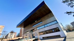 Blick auf das Stadthaus im Scharnhauser Park