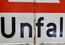 Warnschild Unfall