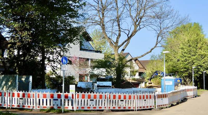 Blick von der Spaichinger Straße auf das Baufeld am Ilse-Beate-Jäkel-Weg
