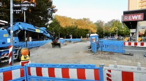 Blick auf das Baufeld vor REWE an der Paprikastraße in Heumaden