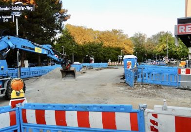Blick auf das Baufeld vor REWE an der Paprikastraße in Heumaden