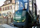 Bagger auf der Baustelle vor dem Bezirksrathaus Hedelfingen