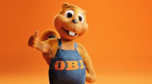 OBI-Biber zeigt Daumen hoch