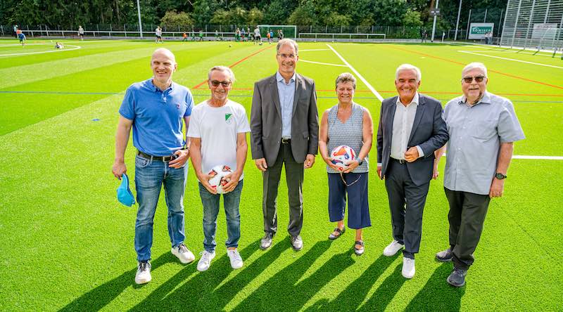 Einweihung des Kunstrasenplatzes beim SV Sillenbuch