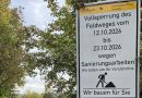 Städtisches Hinweisschild zur Vollsperrung des Feldweges zur Dürrbachquelle